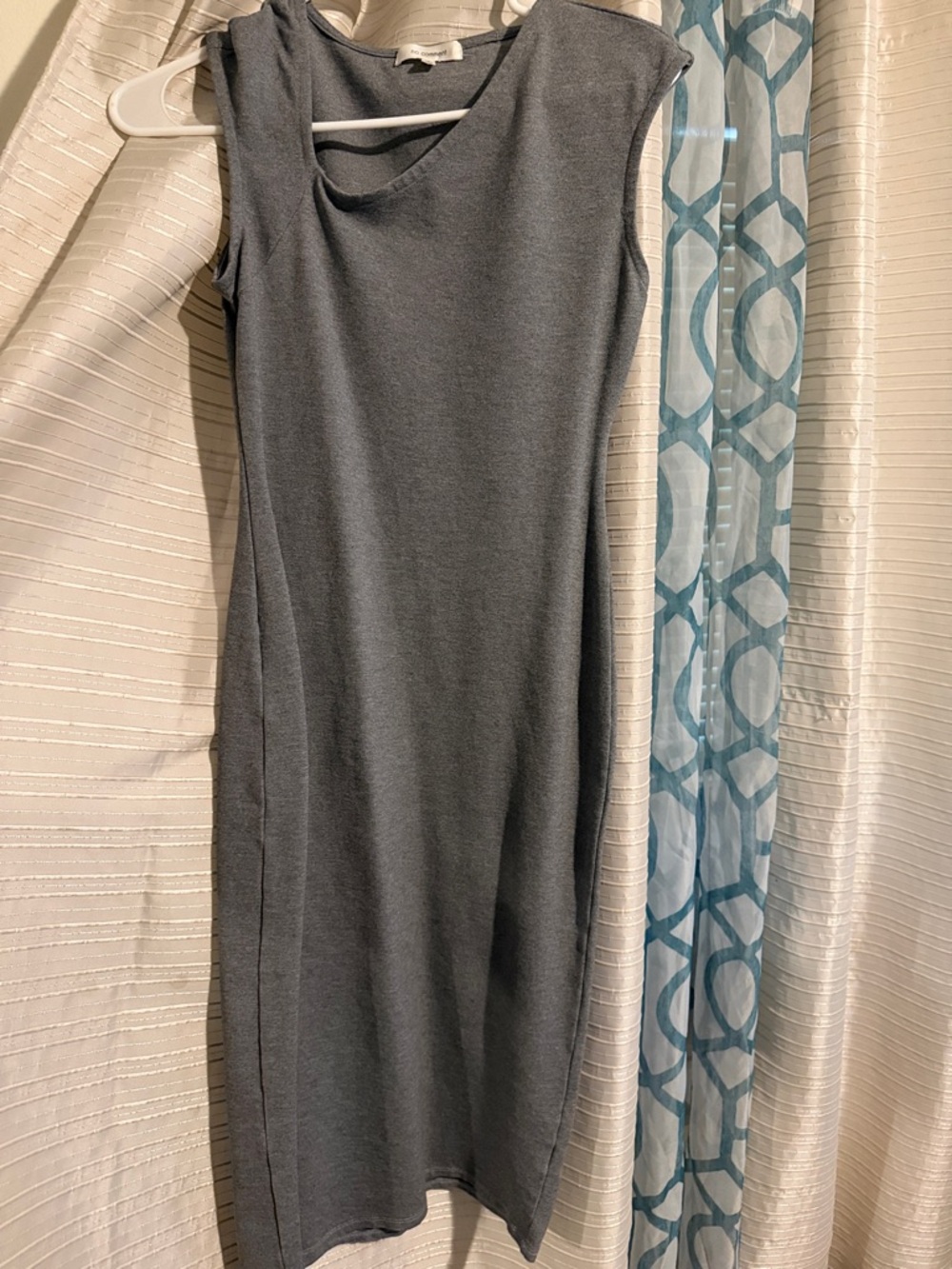 Sleeveless Gray Sheath Dress - Unbranded